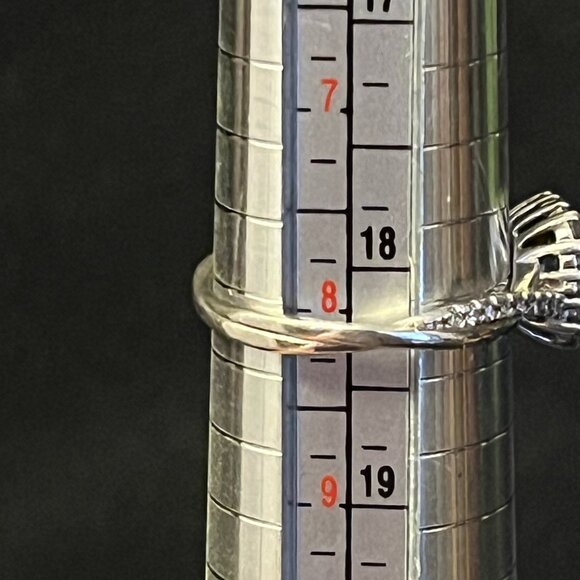 Sterling Silver Cubic Zirconia Halo Solitaire Ring – Size 8, Stamped 925 - Picture 7 of 9